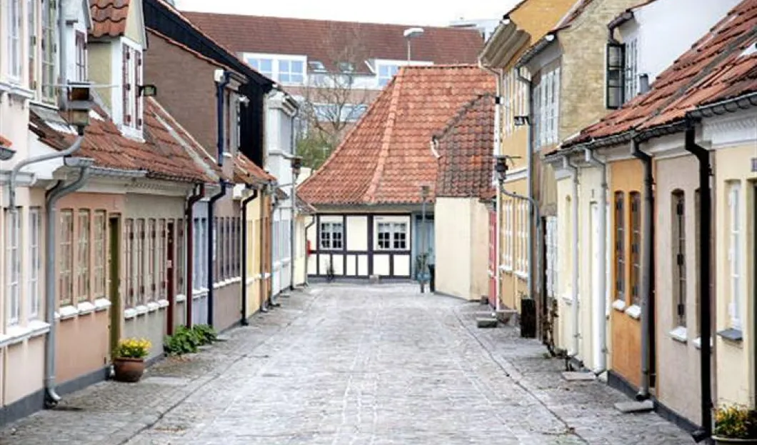 ODENSE - NEJEN RODIŠTĚ HANSE CHRISTIANA ANDERSENA